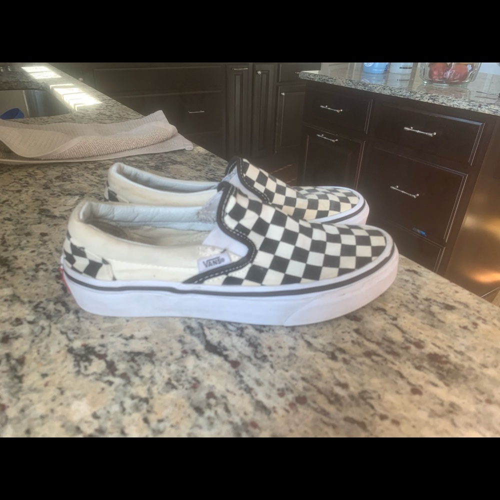 checker vans - Picture 3 of 3